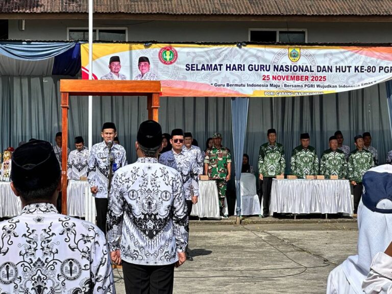 KEGITAN UPACARA HUT PGRI KE 80 TAHUN 2025