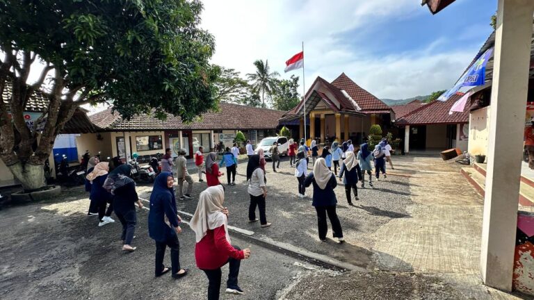 KEGIATAN JUM’AT SEHAT