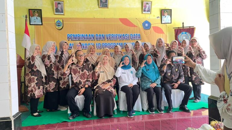 Pembinaan sekaligus Verifikasi Data 10 Program Pokok PKK di Desa Bodas