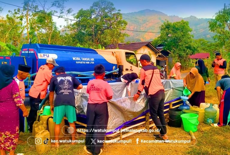 💧 BANTUAN AIR BERSIH UNTUK WARGA DESA WATUKUMPUL